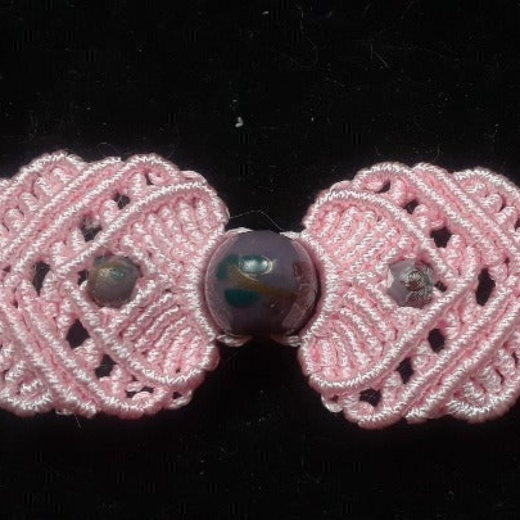 Handmade Pink Macrame Bracelet Z609